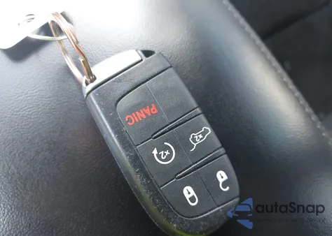 2017 Jeep Grand Cherokee Altitude 4X4 z USA, uszkodzony, nr VIN 1C4RJFAG0HC864432